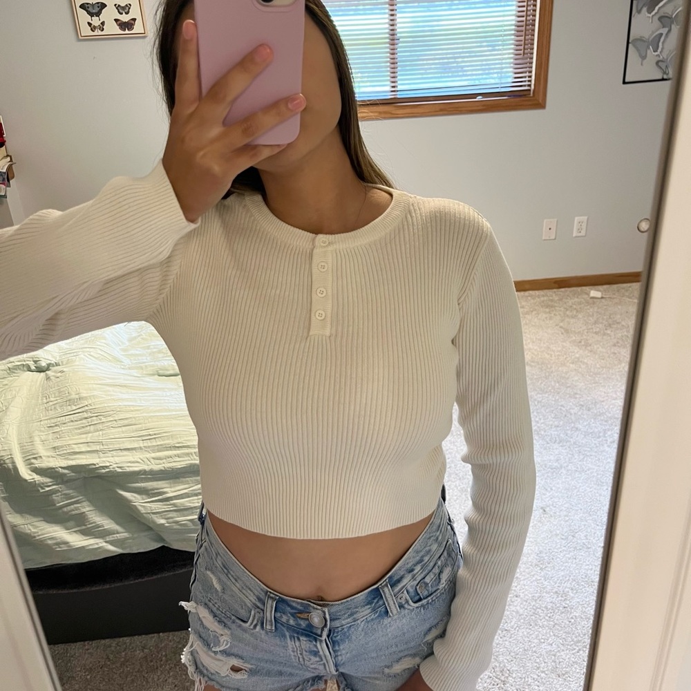 Brandy Melville ribbed shirt